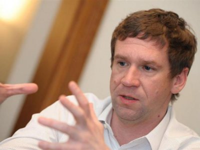 Владимир Антонов