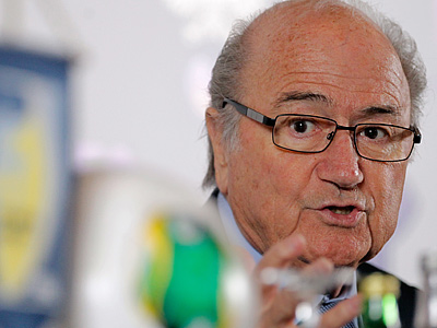 Блаттер - фото: championat.com