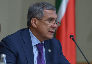 Рустам Манниханов